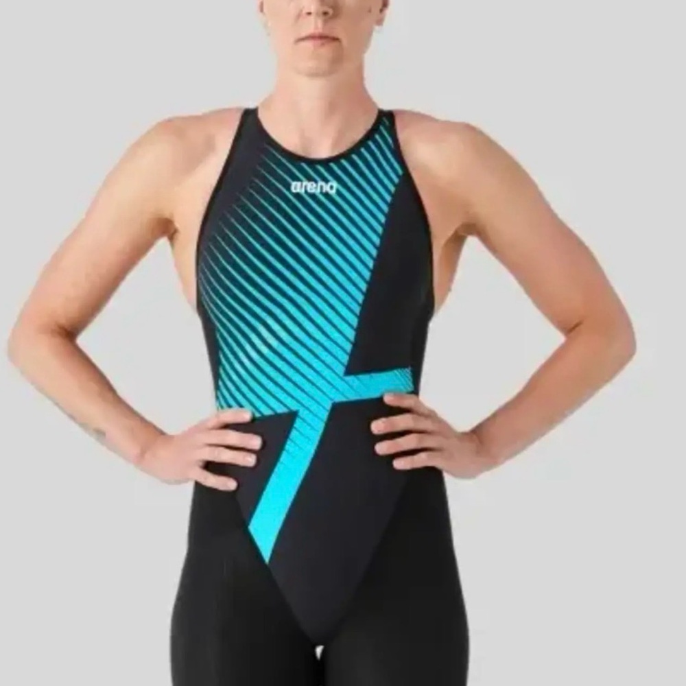 Arena POWERSKIN CARBON CORE FX OPEN BACK 28